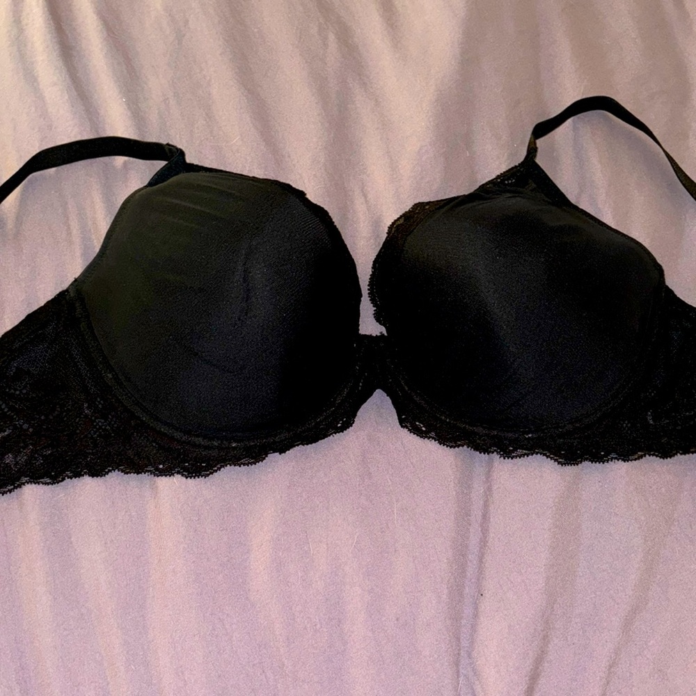 Brand new never worn Natori bra